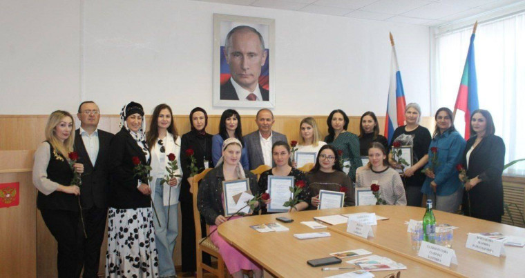 Круглый стол на тему «Все для беременных» состоялся в администрации Адыге-Хабльского района. Круглый стол на тему «Все для беременных» состоялся в администрации Адыге-Хабльского района.