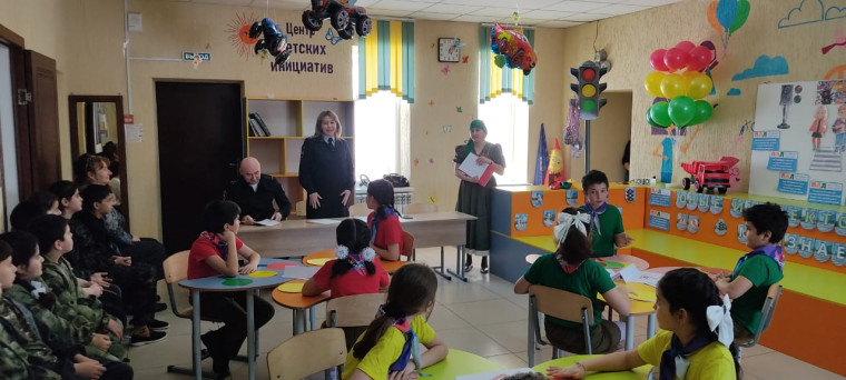 Акция "Молодое поколение - за безопасность дорожного движения!" . Акция "Молодое поколение - за безопасность дорожного движения!" .