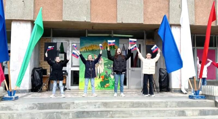 Настоящий концерт с патриотическими песнями «Моя страна – мой выбор!». Настоящий концерт с патриотическими песнями «Моя страна – мой выбор!».