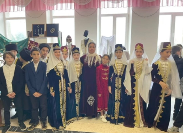 В Адыге-Хабльском районе прошел районный праздник, посвященный Дню народного единства.
