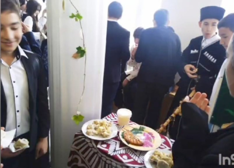 В Адыге-Хабльском районе прошел районный праздник, посвященный Дню народного единства.